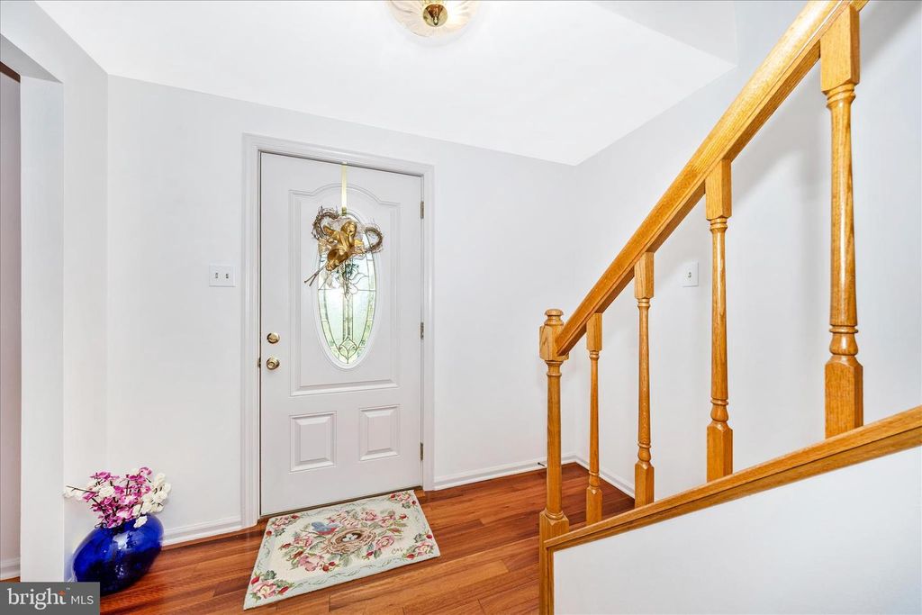 Image 4 of property listing at 1149 MARTHAS CT E, Knoxville, MD 21758