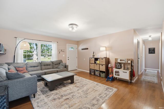 20 Kenilworth Court, Lafayette, IN 47909