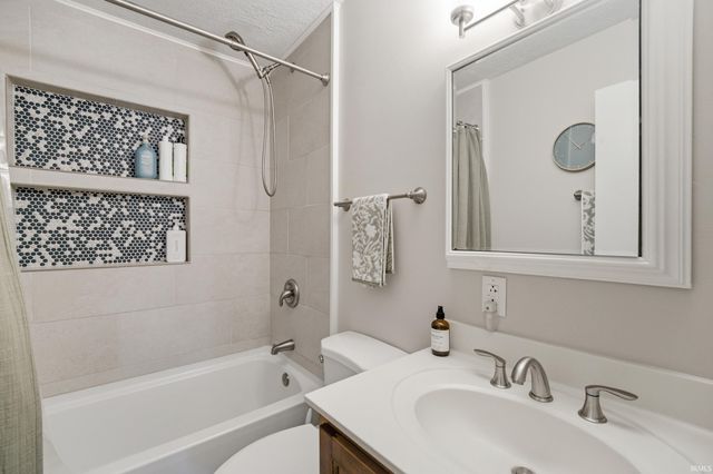 20 Kenilworth Court, Lafayette, IN 47909