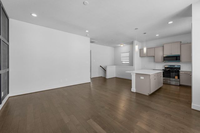 6033 Cypress Street, Houston, TX 77074