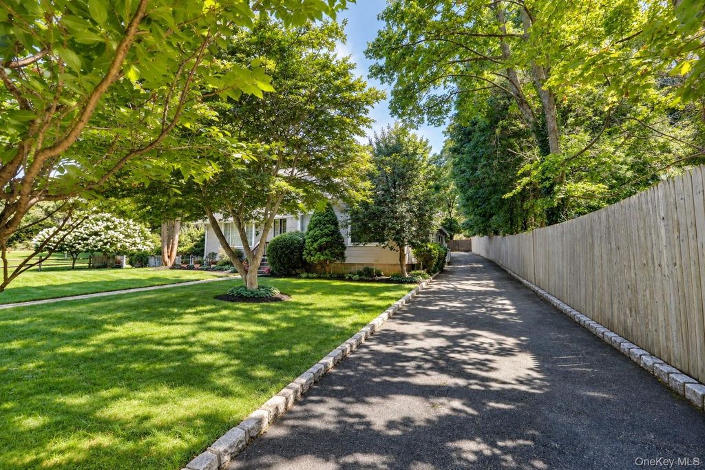 15 Main Street, East Setauket, NY 11733 — photo 3