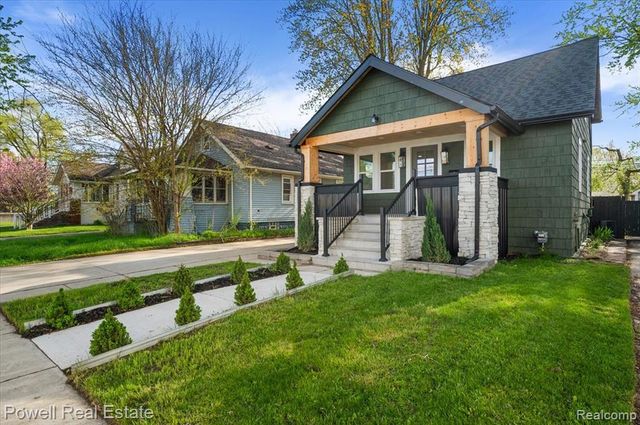 121 S Edison Avenue, Royal Oak, MI 48067