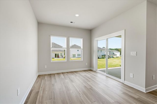 931 Rising Oak Court, Spartanburg, SC 29301