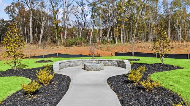 931 Rising Oak Court, Spartanburg, SC 29301