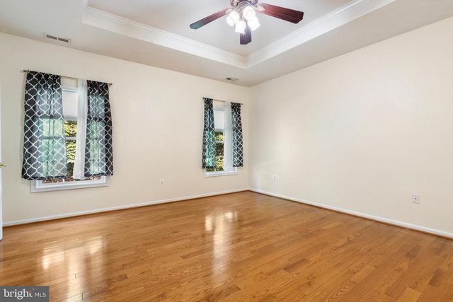 12 RED SQUIRREL RD, Harpers Ferry, WV 25425