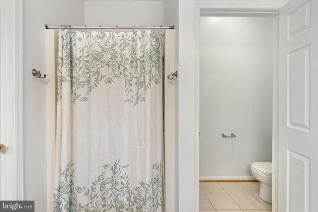 12 RED SQUIRREL RD, Harpers Ferry, WV 25425