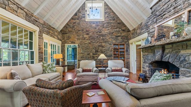 21701 Mount Gaylor, Winslow, AR 72959