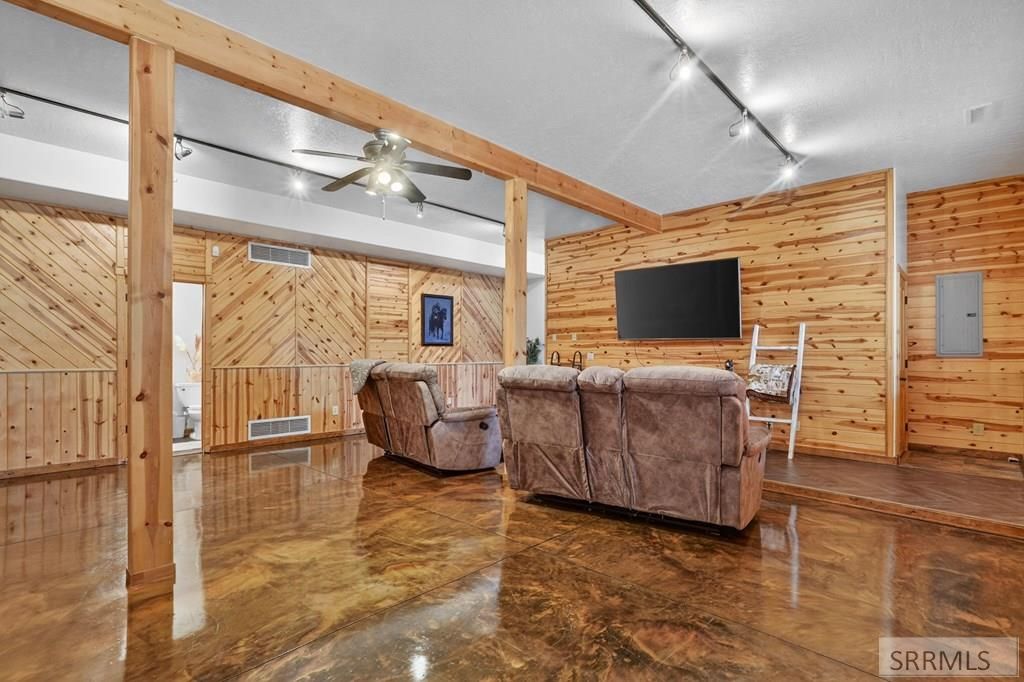 Image 27 of property listing at 1279 Swisher Road, Pocatello, ID 83204