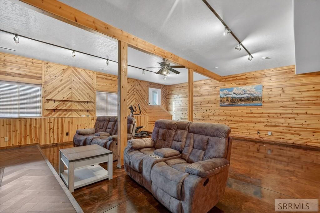 Image 30 of property listing at 1279 Swisher Road, Pocatello, ID 83204