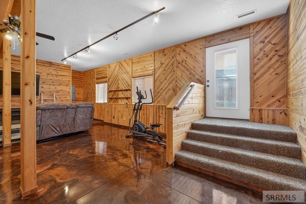 Image 31 of property listing at 1279 Swisher Road, Pocatello, ID 83204