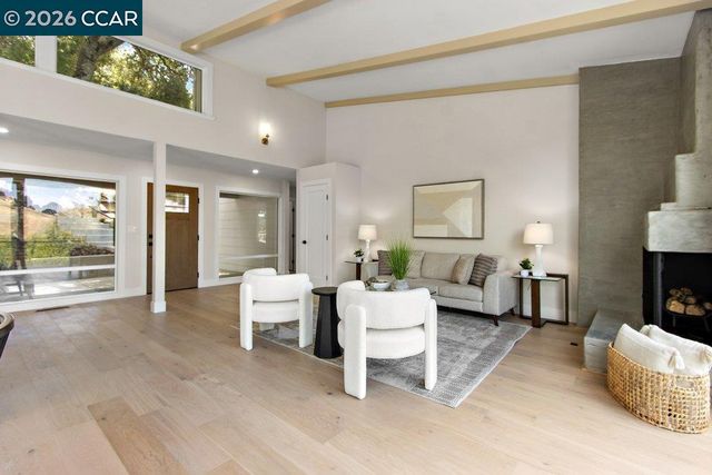 16 Sunnyside Ct, Orinda, CA 94563