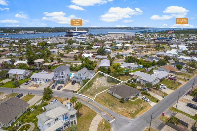 2903 Treasure Circle, Panama City Beach, FL 32408