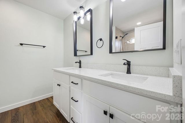 224 Walt Drive, Hendersonville, NC 28792