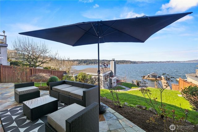 17714 SE 40th Place, Bellevue, WA 98008