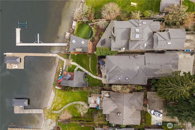 17714 SE 40th Place, Bellevue, WA 98008