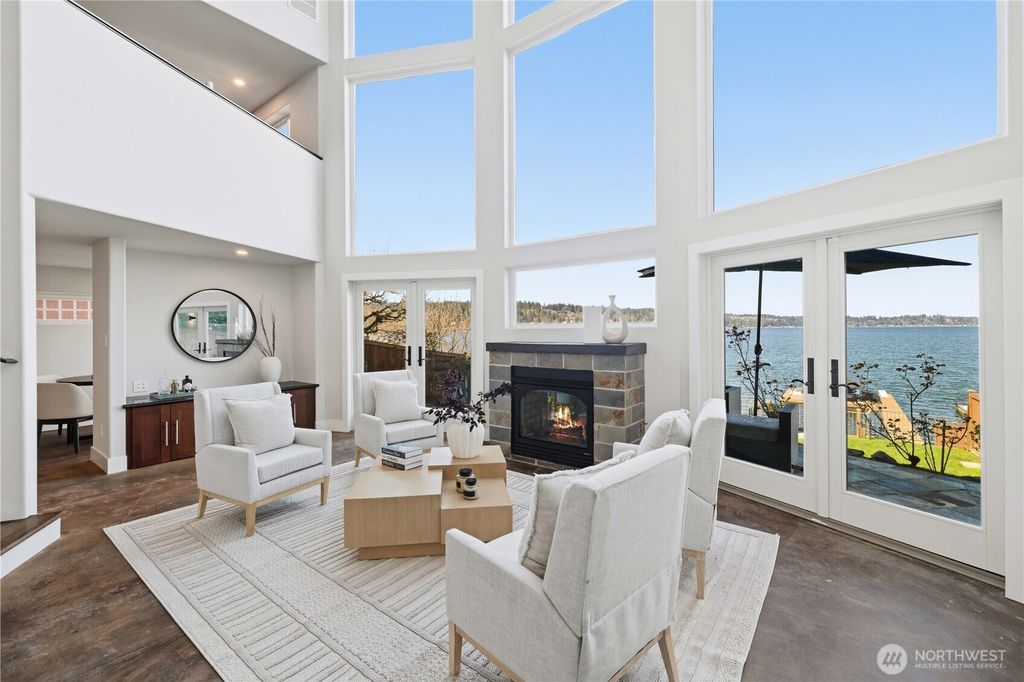 17714 SE 40th Place, Bellevue, WA 98008