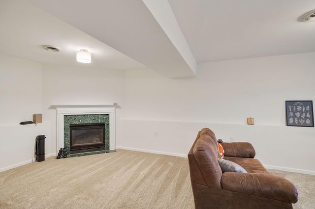 8676 Fulton Place, Crown Point, IN 46307