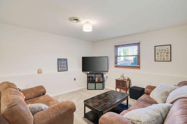 8676 Fulton Place, Crown Point, IN 46307