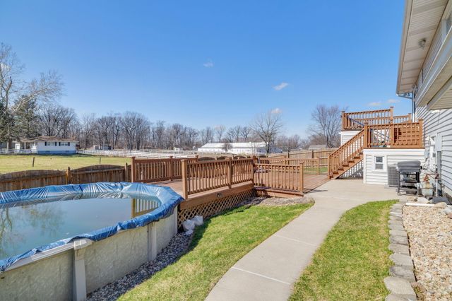 8676 Fulton Place, Crown Point, IN 46307