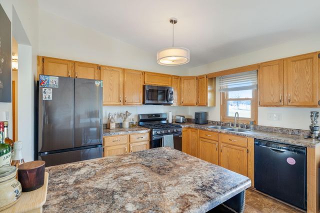 8676 Fulton Place, Crown Point, IN 46307