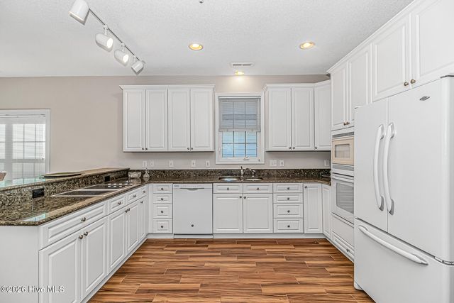 907 Tidewater Drive, North Myrtle Beach, SC 29582