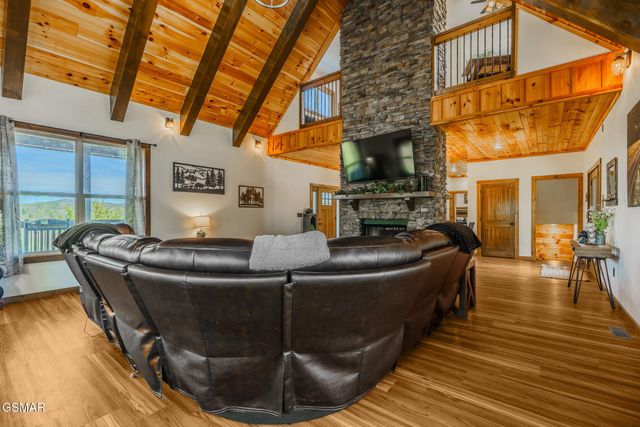 2927 Joyner Hills Lane, Sevierville, TN 37876