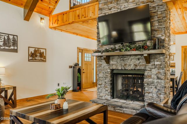 2927 Joyner Hills Lane, Sevierville, TN 37876