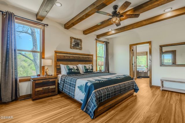 2927 Joyner Hills Lane, Sevierville, TN 37876