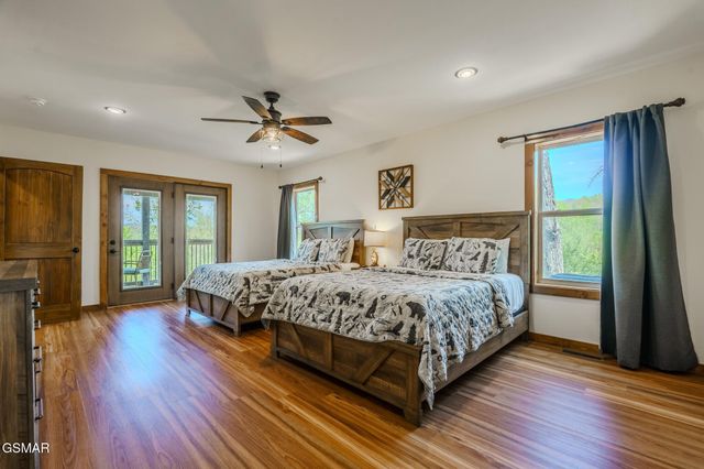 2927 Joyner Hills Lane, Sevierville, TN 37876
