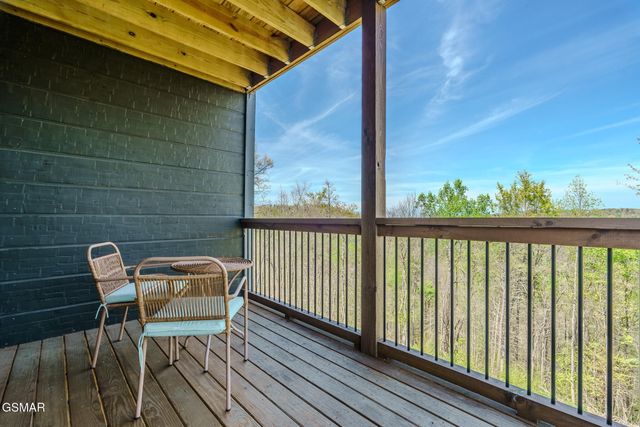 2927 Joyner Hills Lane, Sevierville, TN 37876