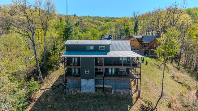 2927 Joyner Hills Lane, Sevierville, TN 37876