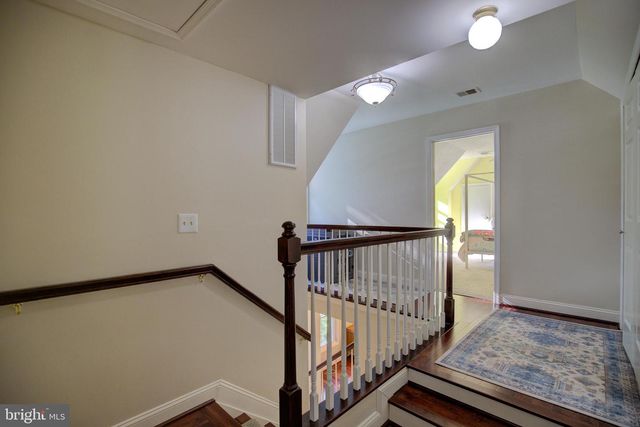 9518 HEATHWOOD CT, Burke, VA 22015