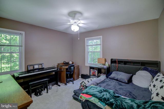 9518 HEATHWOOD CT, Burke, VA 22015