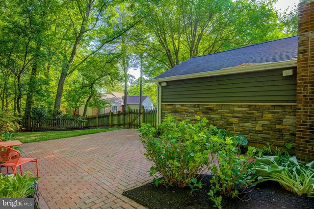9518 HEATHWOOD CT, Burke, VA 22015