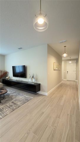 11243 PIXIE MANDARIN COURT, Winter Garden, FL 34787