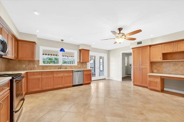 1310 ROLLING WOODS LANE, Lakeland, FL 33813