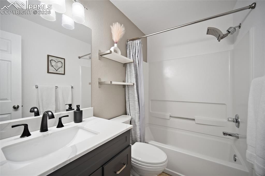 Image 21 of property listing at 8929 Celebrity Court, Fountain, CO 80817