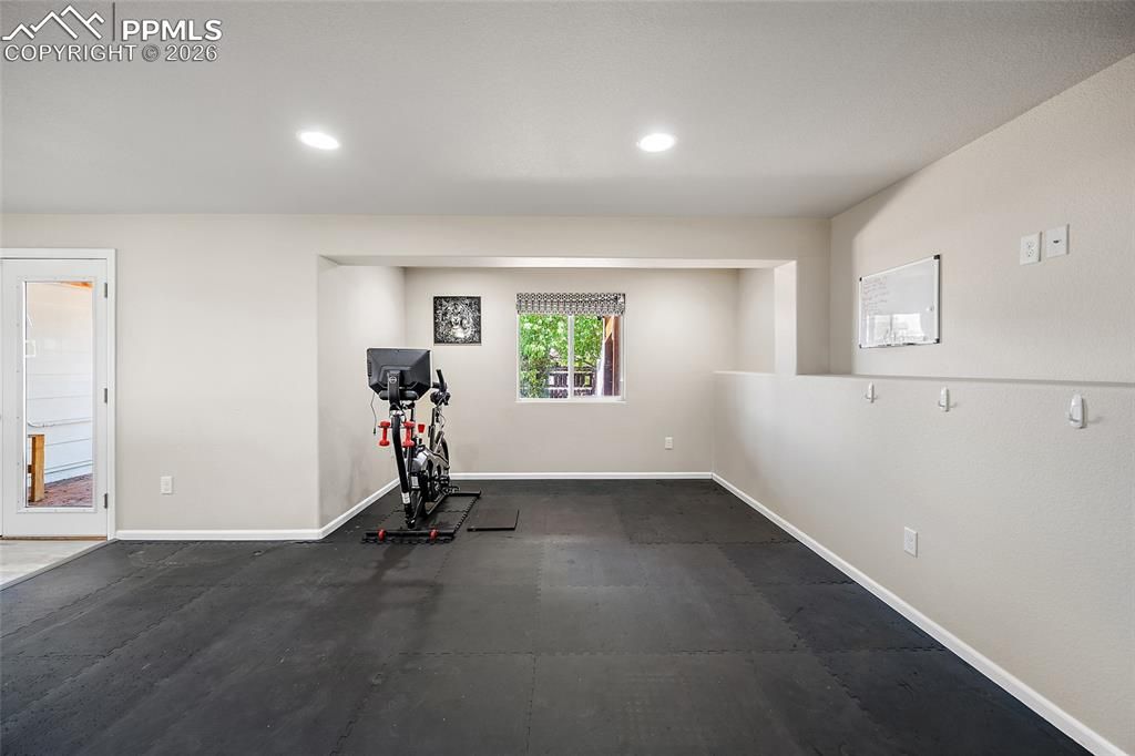 Image 24 of property listing at 8929 Celebrity Court, Fountain, CO 80817