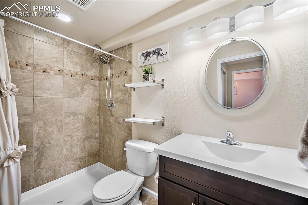 Image 33 of property listing at 8929 Celebrity Court, Fountain, CO 80817