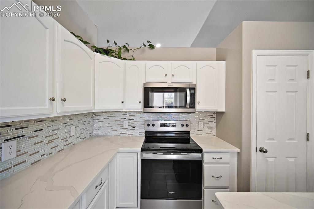 Image 9 of property listing at 8929 Celebrity Court, Fountain, CO 80817