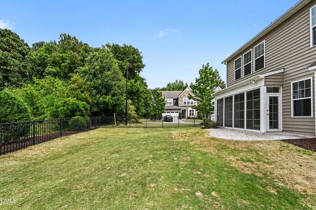 1015 Meadow Pond Drive, Durham, NC 27703