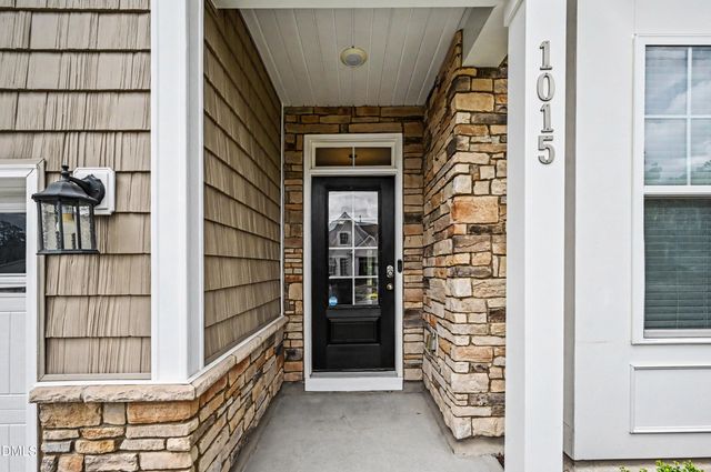 1015 Meadow Pond Drive, Durham, NC 27703
