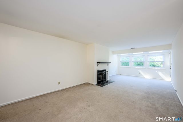 1400 Hartford Turnpike 12, North Haven, CT 06473