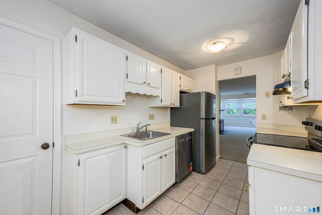 1400 Hartford Turnpike 12, North Haven, CT 06473