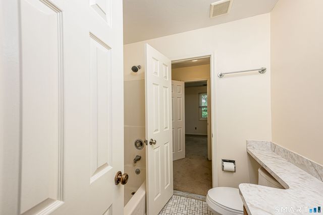 1400 Hartford Turnpike 12, North Haven, CT 06473