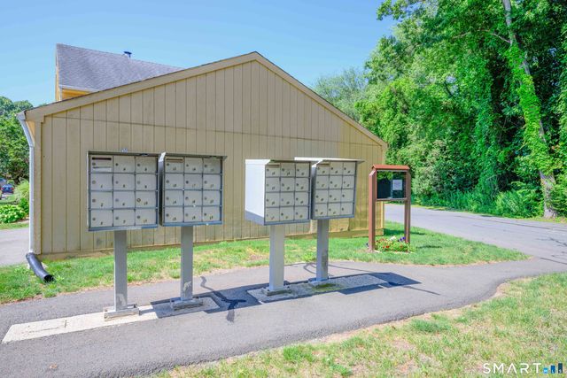 1400 Hartford Turnpike 12, North Haven, CT 06473