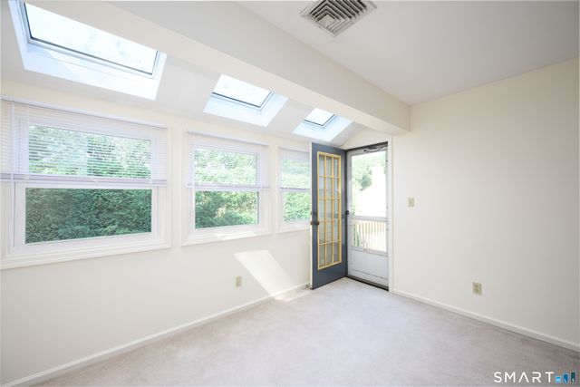 1400 Hartford Turnpike 12, North Haven, CT 06473