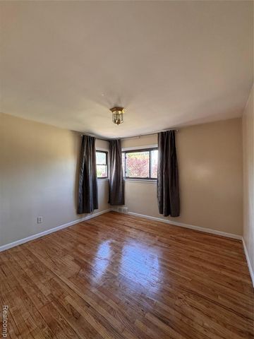 28025 Joan Street, Saint Clair Shores, MI 48081