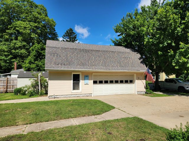 315 N Main Street, Allegan, MI 49010