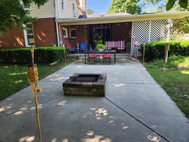 315 N Main Street, Allegan, MI 49010
